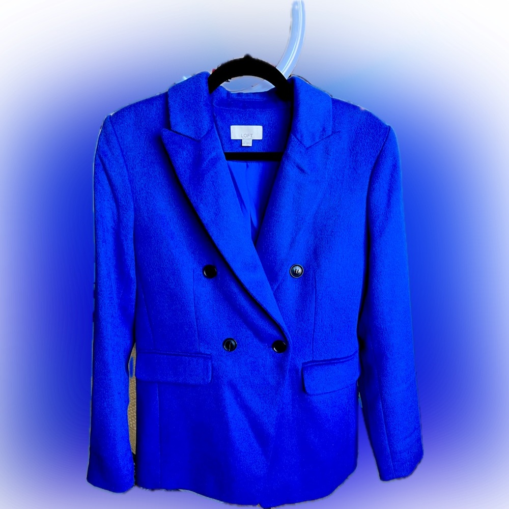 Loft size 6 electric blue wool blazer. Worn once! Excellent condition.